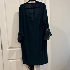 Chic Long Sleeve Dress in Deep Teal
